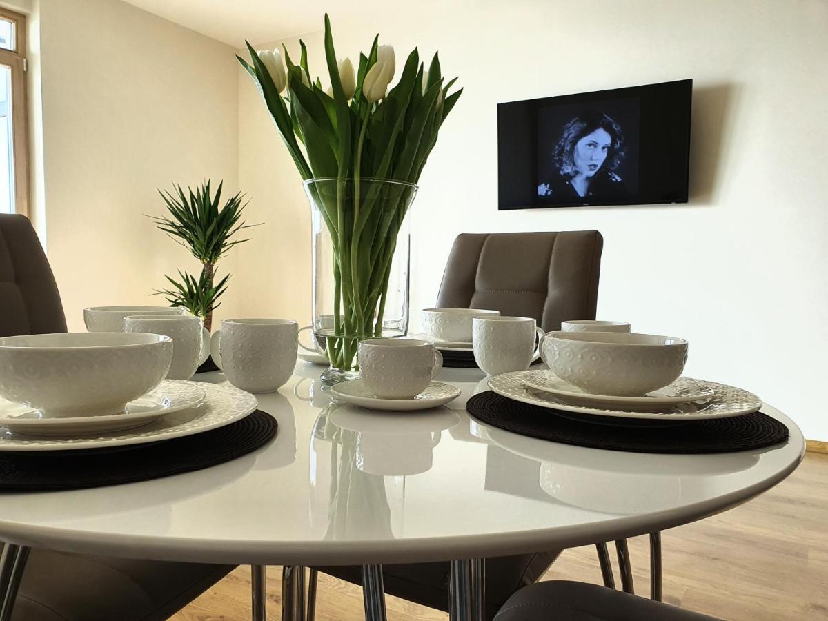 Sea View Apartment In Κλαϊπέντα Εξωτερικό φωτογραφία