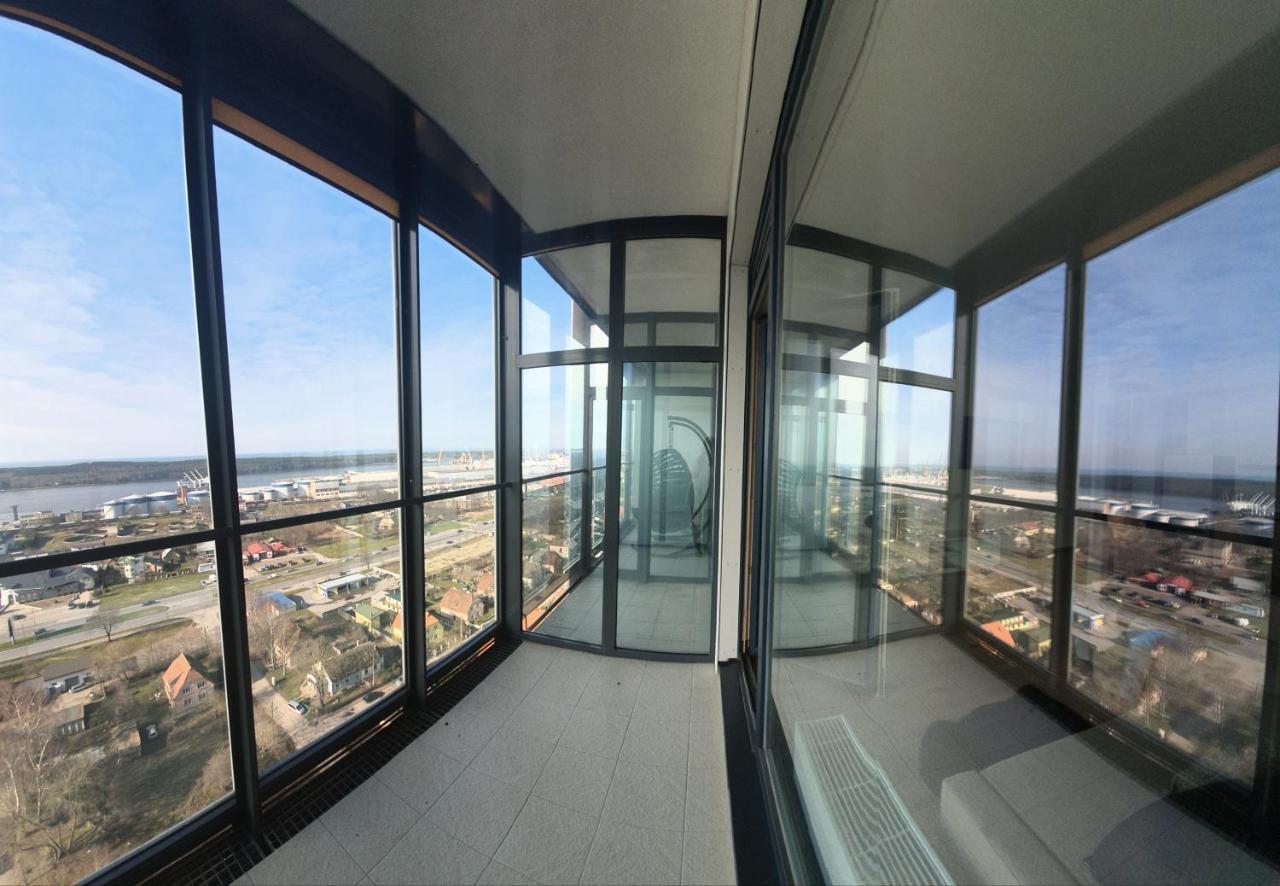Sea View Apartment In Κλαϊπέντα Εξωτερικό φωτογραφία